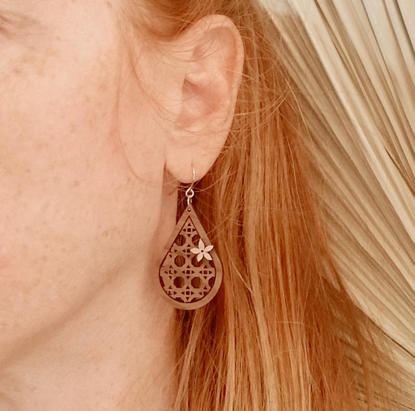 Walnut Cane Drops - Solshine and Co
